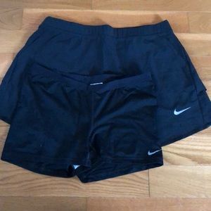 Nike golf skort.
